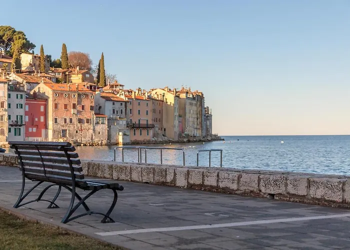 Teklic Πανσιόν 3*